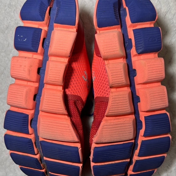On Cloud X Women's Size 11 Swiss Engineering Red /Flash /Blue Running Gym Shoes - Picture 7 of 12
